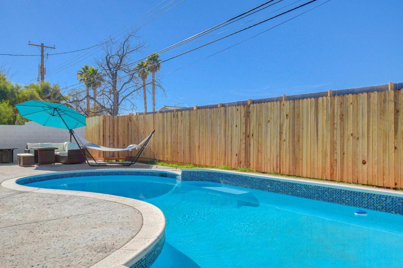 Lady Luck Oasis Large Pool Central Dogs Welcome Las Vegas Luaran gambar